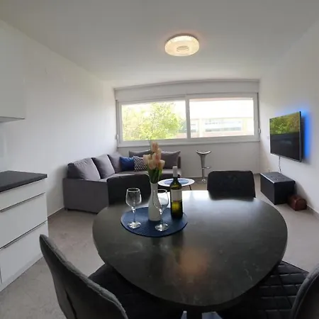 Apartman Mna *